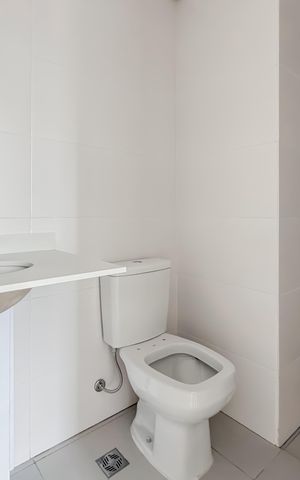 Apartamento à venda com 60m², 2 quartos e 1 vaga Apartamento à venda com 60m², 2 quartos e 1 vagaBanheiro Social