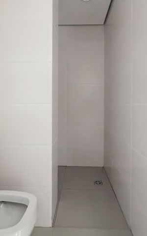 Apartamento à venda com 60m², 2 quartos e 1 vaga Apartamento à venda com 60m², 2 quartos e 1 vagaBanheiro Social