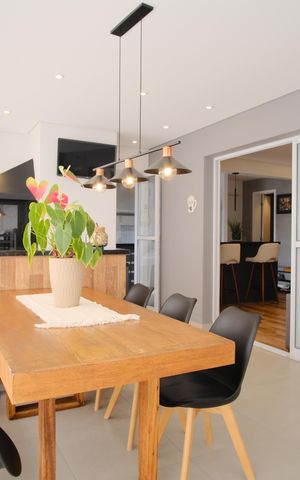 Apartamento à venda com 97m², 2 quartos e 2 vagasVaranda