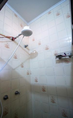 Casa para alugar com 1000m², 5 quartos e 4 vagas Casa para alugar com 1000m², 5 quartos e 4 vagasBanheiro 1
