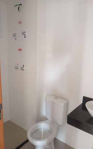 Apartamento à venda com 32m², 2 quartos e 1 vaga Apartamento à venda com 32m², 2 quartos e 1 vagaBanheiro