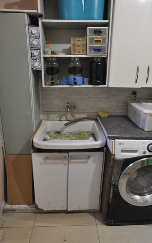 Casa à venda com 300m², 5 quartos e 4 vagasÁrea de Serviço