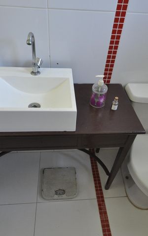 Casa à venda com 300m², 5 quartos e 4 vagasBanheiro da Suíte 2