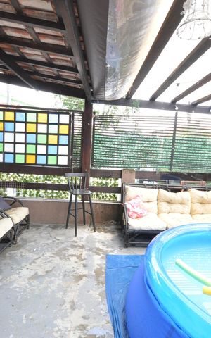 Casa à venda com 300m², 5 quartos e 4 vagasChurrasqueira
