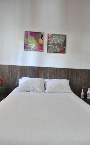 Casa à venda com 300m², 5 quartos e 4 vagasSuíte 2