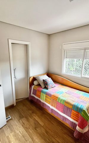 Apartamento à venda com 250m², 5 quartos e 4 vagas Apartamento à venda com 250m², 5 quartos e 4 vagasQuarto Suíte 4