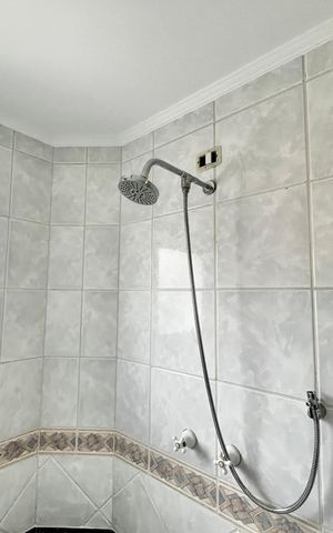 Apartamento à venda com 250m², 5 quartos e 4 vagas Apartamento à venda com 250m², 5 quartos e 4 vagasBanheiro da Suíte 2