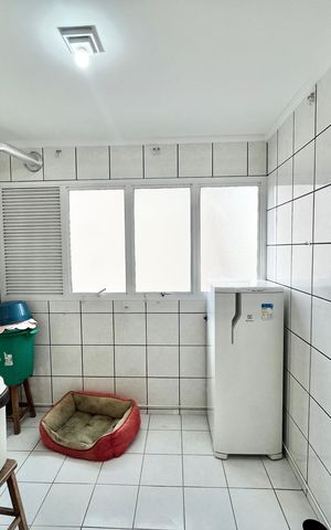 Apartamento à venda com 250m², 5 quartos e 4 vagas Apartamento à venda com 250m², 5 quartos e 4 vagasLavanderia