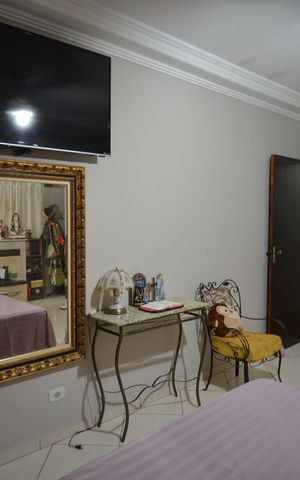 Casa à venda com 250m², 3 quartos e 5 vagasQuarto Suíte