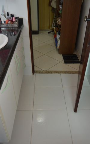 Casa à venda com 250m², 3 quartos e 5 vagasBanheiro da Suíte