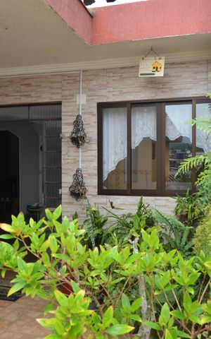 Casa à venda com 250m², 3 quartos e 5 vagasQuintal