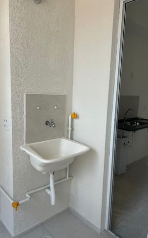 Apartamento à venda com 47m², 2 quartos e 1 vaga Apartamento à venda com 47m², 2 quartos e 1 vagaÁrea de serviço