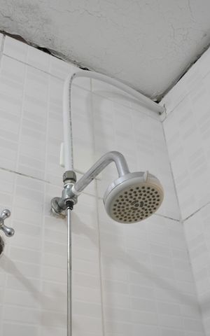 Casa à venda com 150m², 4 quartos e 2 vagasBanheiro do Quarto Suíte 1