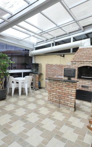 Casa à venda com 150m², 4 quartos e 2 vagasEspaço Gourmet