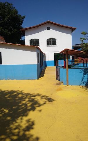 Casa à venda com 400m², 4 quartos e 6 vagas