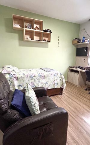 Casa à venda com 266m², 5 quartos e 3 vagas