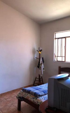 Casa à venda com 250m², 3 quartos e 2 vagas