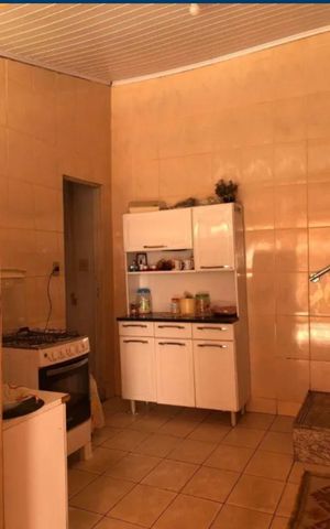 Casa à venda com 250m², 3 quartos e 2 vagas