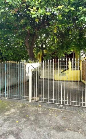 Casa à venda com 154m², 3 quartos e 2 vagas Casa à venda com 154m², 3 quartos e 2 vagasFoto 01