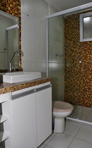 Apartamento à venda com 70m², 3 quartos e 1 vaga Apartamento à venda com 70m², 3 quartos e 1 vagaDetalhe - Banheiro Social