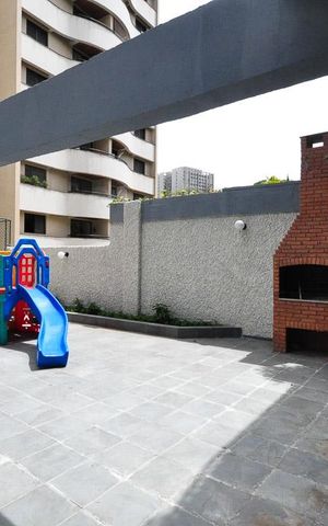 Apartamento à venda com 130m², 3 quartos e 3 vagasChurrasqueira