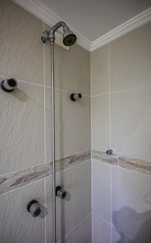 Apartamento à venda com 130m², 3 quartos e 3 vagasChuveiro do Banheiro
