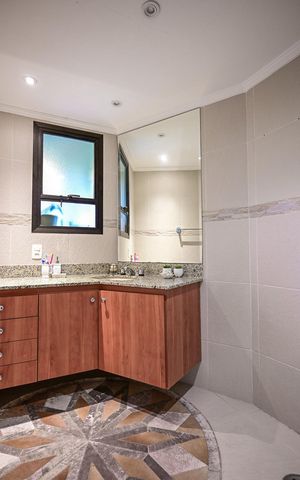 Apartamento à venda com 130m², 3 quartos e 3 vagasBanheiro