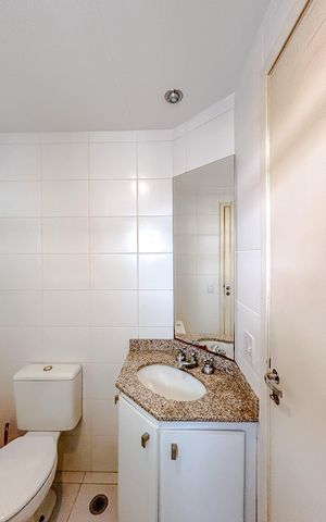 Apartamento para alugar com 70m², 2 quartos e 2 vagasBanheiro da Suíte
