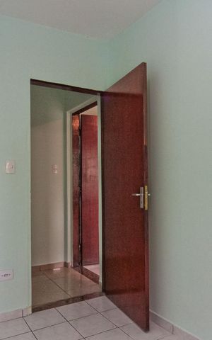 Casa à venda com 170m², 3 quartos e 7 vagas Casa à venda com 170m², 3 quartos e 7 vagasQuarto 2