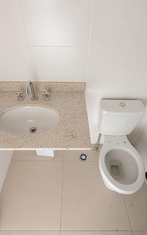 Studio para alugar com 25m², 1 quarto e sem vaga Studio para alugar com 25m², 1 quarto e sem vagaBanheiro