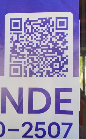 Casa de condomínio à venda com 70m², 3 quartos e 2 vagasQR Code