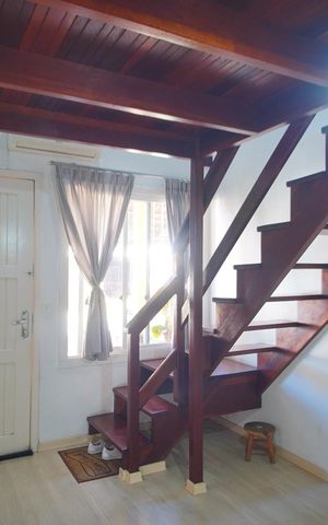 Casa de condomínio à venda com 70m², 3 quartos e 2 vagasSala