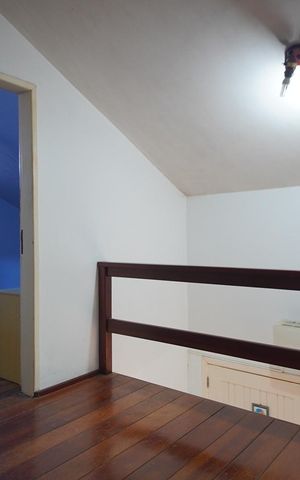 Casa de condomínio à venda com 70m², 3 quartos e 2 vagasMezanino