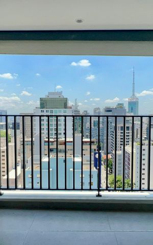 Apartamento à venda com 182m², 3 quartos e 2 vagas Apartamento à venda com 182m², 3 quartos e 2 vagasÁrea de Serviço