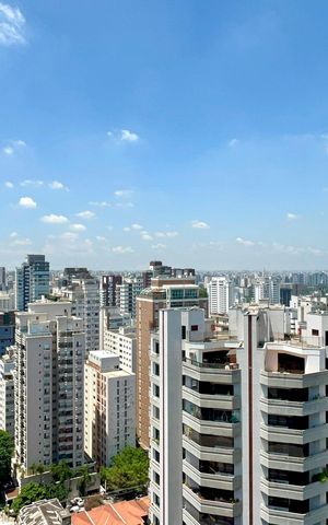 Apartamento à venda com 182m², 3 quartos e 2 vagas Apartamento à venda com 182m², 3 quartos e 2 vagasVista da Varanda