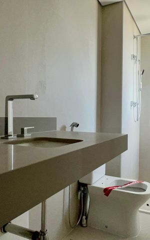 Apartamento à venda com 182m², 3 quartos e 2 vagas Apartamento à venda com 182m², 3 quartos e 2 vagasBanheiro da Suíte 3