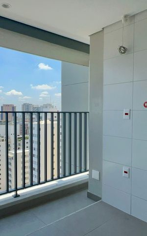 Apartamento à venda com 182m², 3 quartos e 2 vagas Apartamento à venda com 182m², 3 quartos e 2 vagasÁrea de Serviço