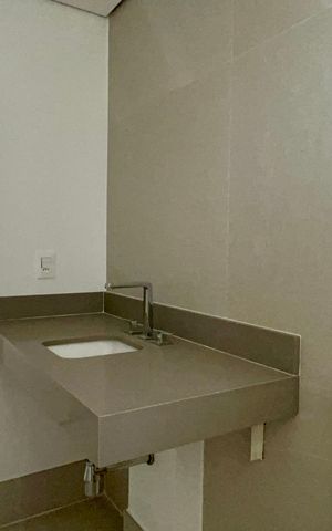 Apartamento à venda com 182m², 3 quartos e 2 vagas Apartamento à venda com 182m², 3 quartos e 2 vagasBanheiro da Suíte 3