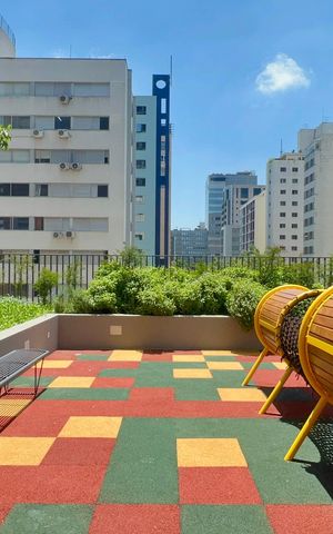 Apartamento à venda com 182m², 3 quartos e 2 vagas Apartamento à venda com 182m², 3 quartos e 2 vagasPlayground
