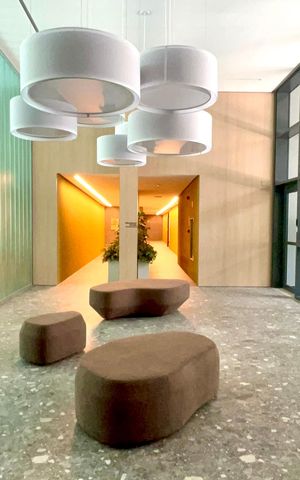 Apartamento à venda com 182m², 3 quartos e 2 vagas Apartamento à venda com 182m², 3 quartos e 2 vagasHall de entrada