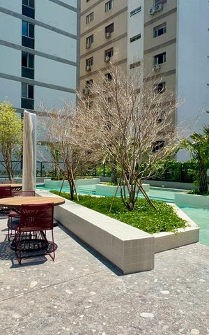 Apartamento à venda com 182m², 3 quartos e 2 vagas Apartamento à venda com 182m², 3 quartos e 2 vagasPiscina