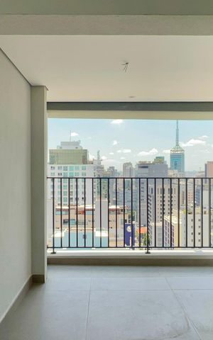 Apartamento à venda com 182m², 3 quartos e 2 vagas Apartamento à venda com 182m², 3 quartos e 2 vagasÁrea de Serviço