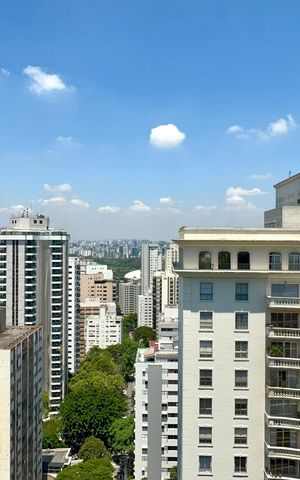 Apartamento à venda com 182m², 3 quartos e 2 vagas Apartamento à venda com 182m², 3 quartos e 2 vagasVista da Varanda