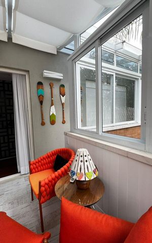 Casa de condomínio à venda com 329m², 4 quartos e 3 vagasvaranda