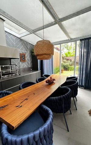 Casa de condomínio à venda com 329m², 4 quartos e 3 vagasárea gourmet