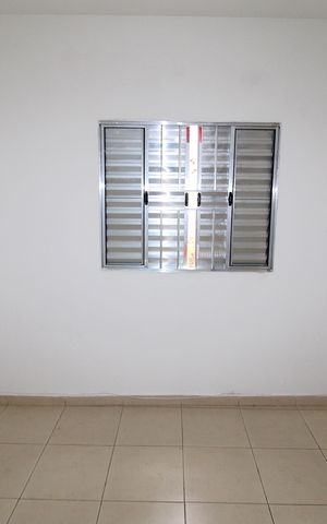 Casa para alugar com 76m², 2 quartos e 1 vagaQuarto 1