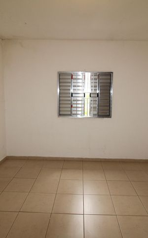 Casa para alugar com 76m², 2 quartos e 1 vagaQuarto 2