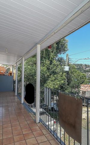 Casa para alugar com 176m², 3 quartos e 1 vagaVaranda