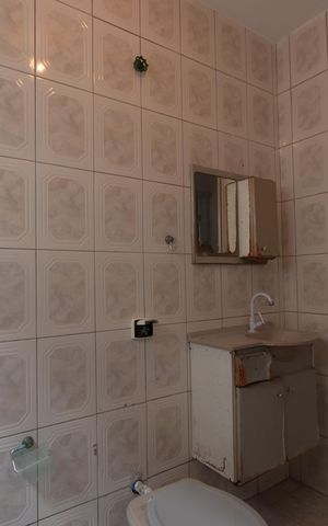 Casa à venda com 150m², 4 quartos e 2 vagasBanheiro de cima