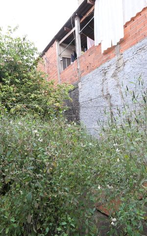 Casa à venda com 150m², 4 quartos e 2 vagasQuintal